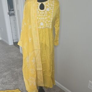 Floral Yellow Dress with Dupatta/ Salwar Khamiz